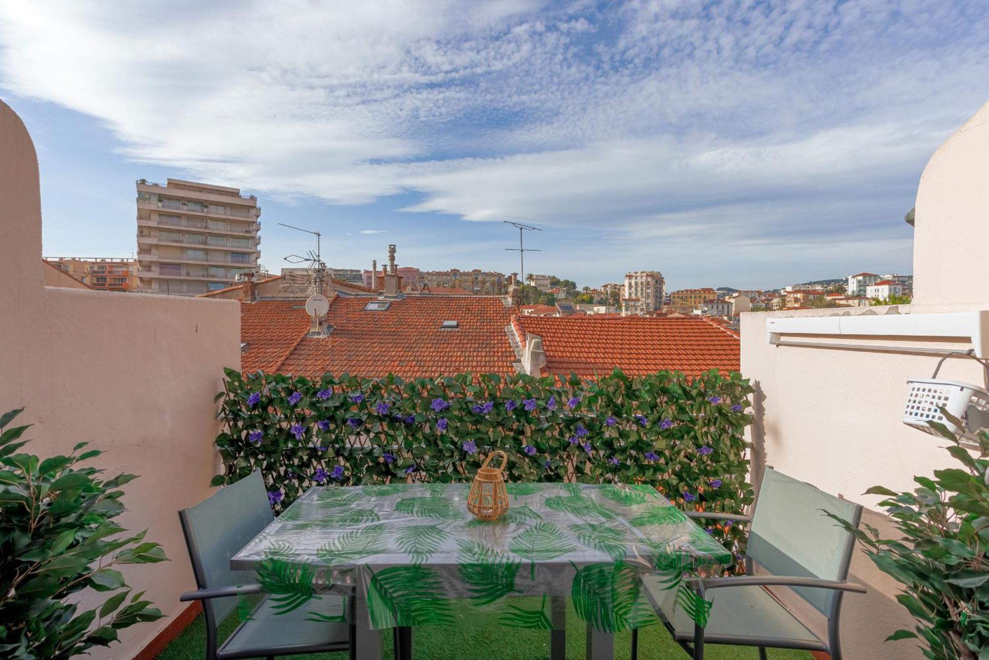 Un Ecrin Au Suquet - Studio, Clim, Balcon, Plage, Palais Des Festivals Кан Екстериор снимка